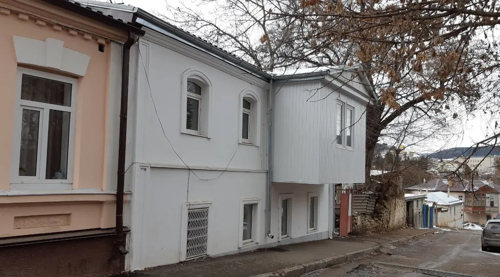 Большая 2-к кв-ра с изолированными комнатами, рядом с Колоннадой