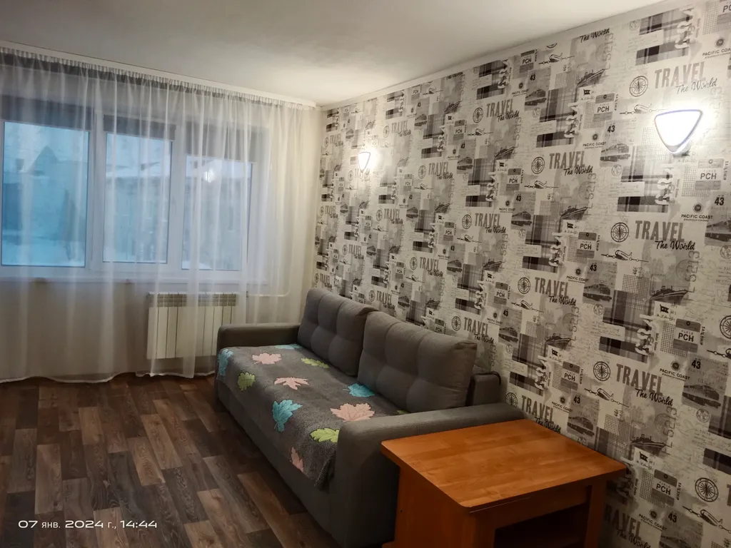 Квартира 1-комнатная Квартира — Кировск