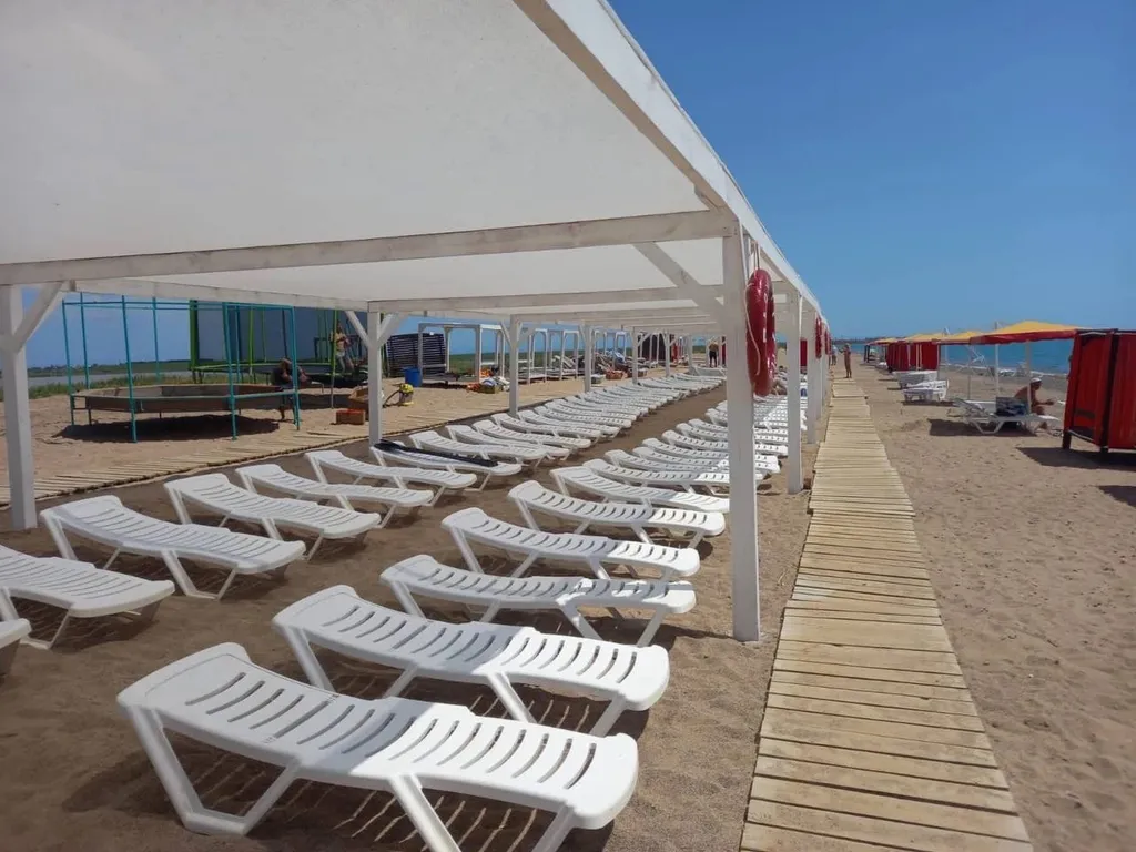 Дизайнерская студия «Лавандовая Гармония» с бассейном и террасой