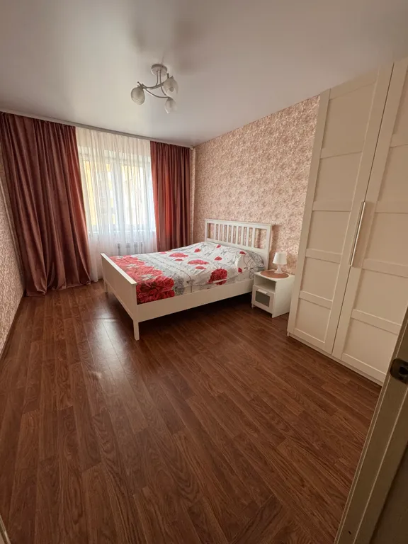 Омск Кировский у ТЦ Мега