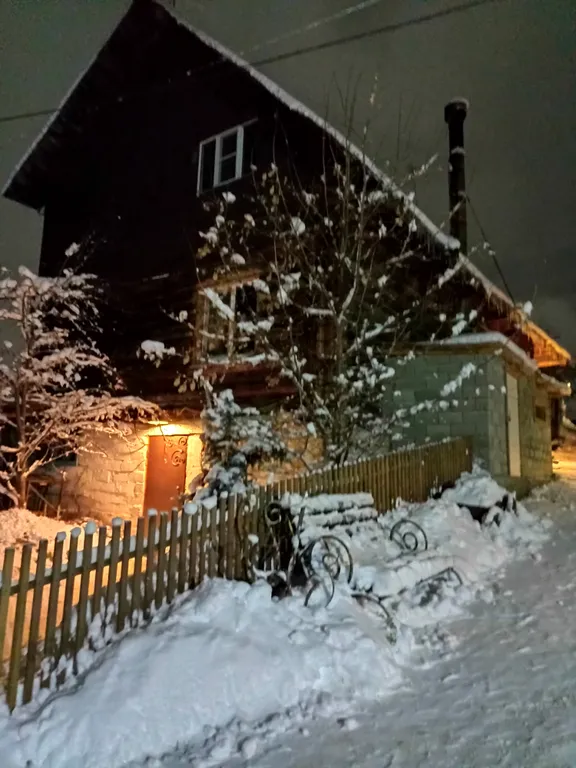 Дом у подножия Таганая