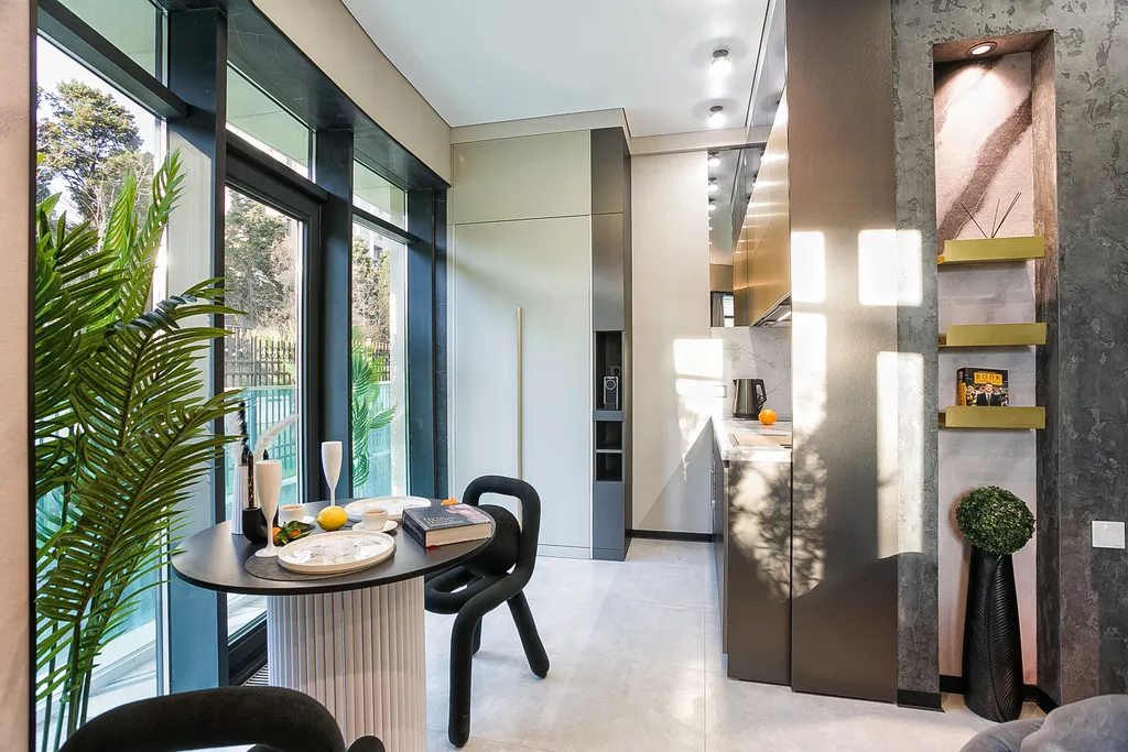 Апартаменты у моря с террасой свой пляж и бассейн в 2 минутах пешком