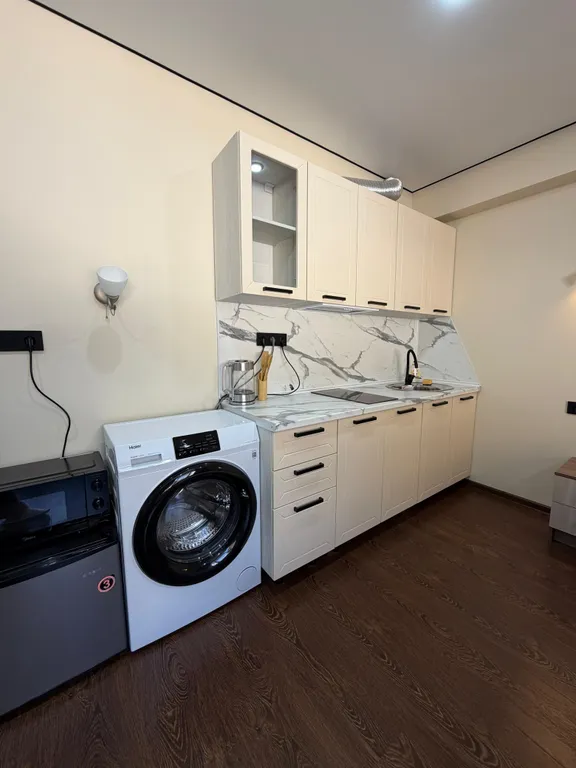 Квартира-студия с видом на горы