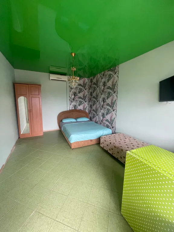 Номер с видом на море и горы