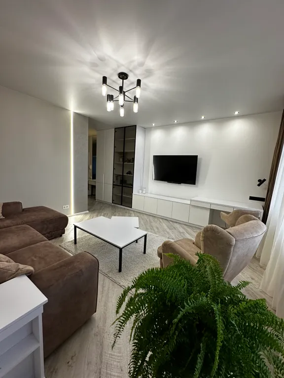 Квартира Апартамент в историческом доме с видом на стадион Калининград и закат — аренда посуточно в Калининград