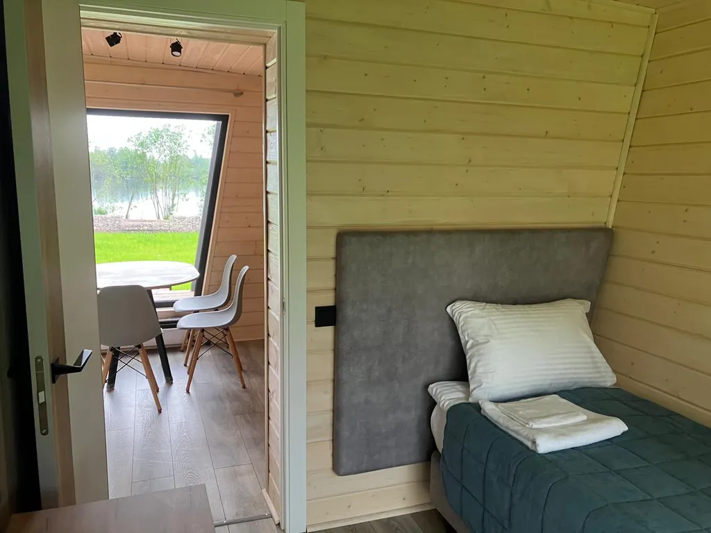 Коттедж Дом семейный с 2 спальнями на берегу реки Свирь — Лодейное Поле