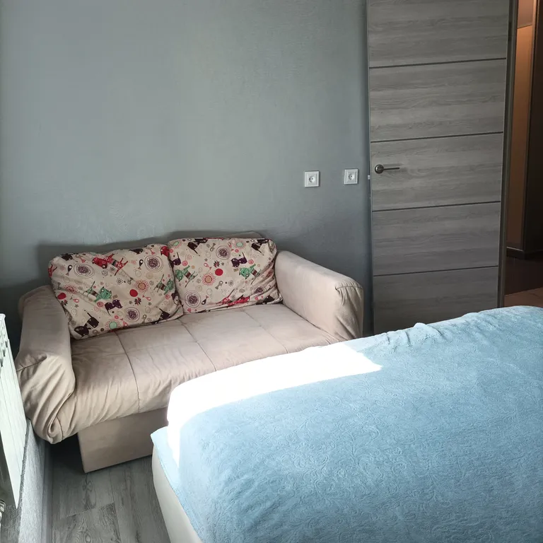 Уютная квартира евродвухкомнатная квартира на набережной варкауса