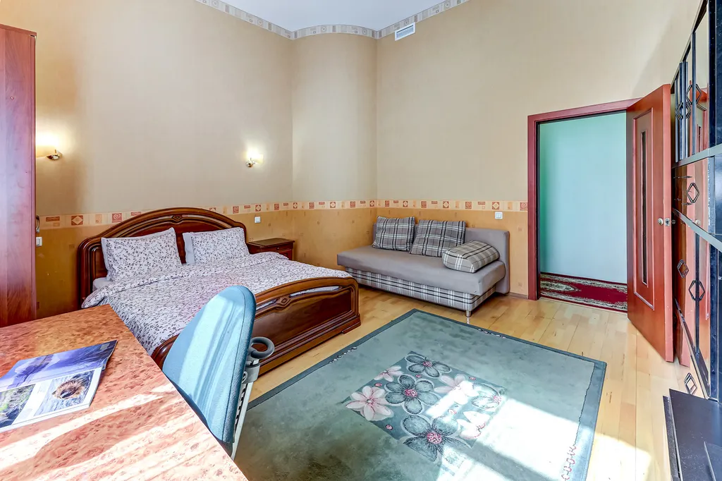 Art Square Apartment