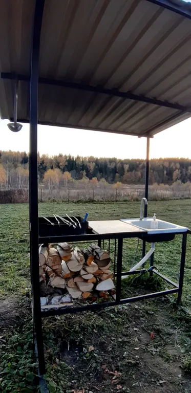 Дом у реки Угра, Лес, Поле, Рядом Николо-Ленивец