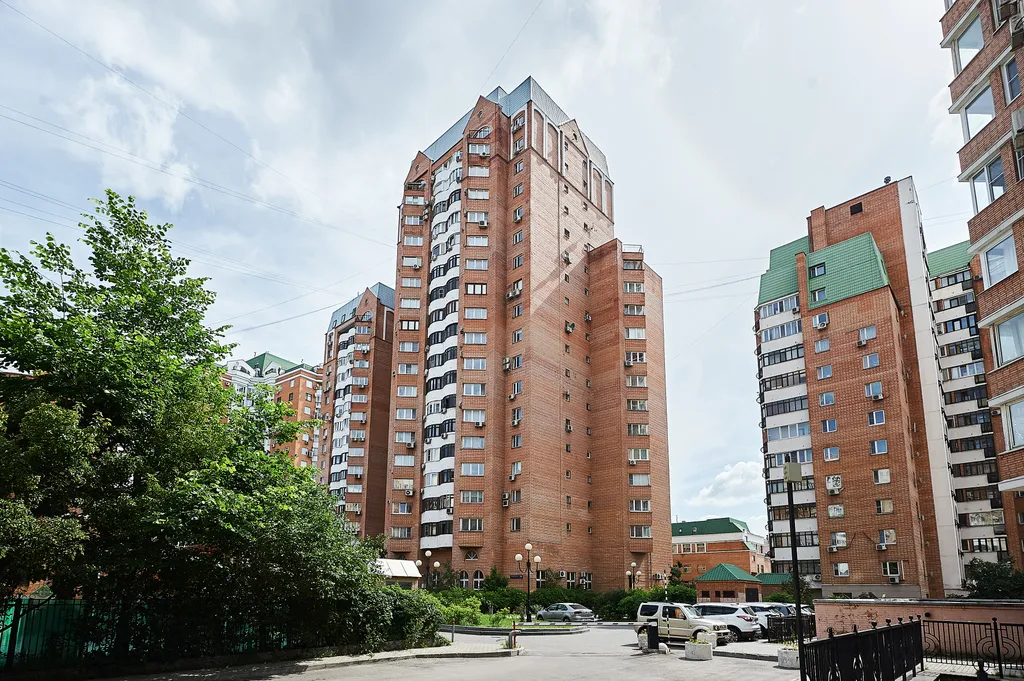 Квартира Квартира Уютная трешка у Патриарших прудов — Москва