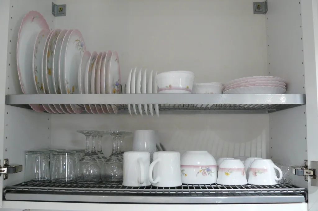 Рыжий Кот Дружный (просторная 2-ка с изолированной спальней)