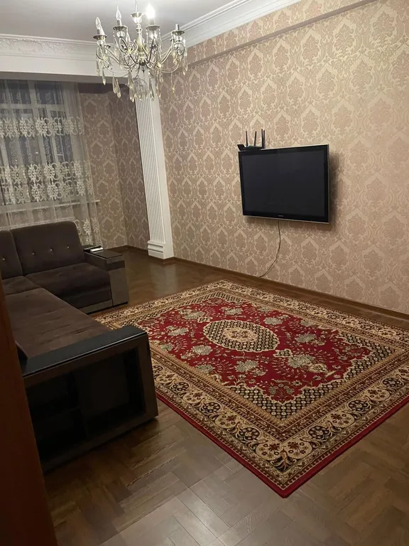 Квартира Квартира в самом центре города, через дорогу два пляжа, рядом с парками — Махачкала