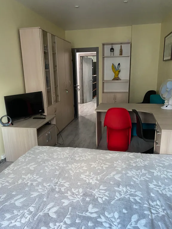 Квартира коммунальная двухкомнатная