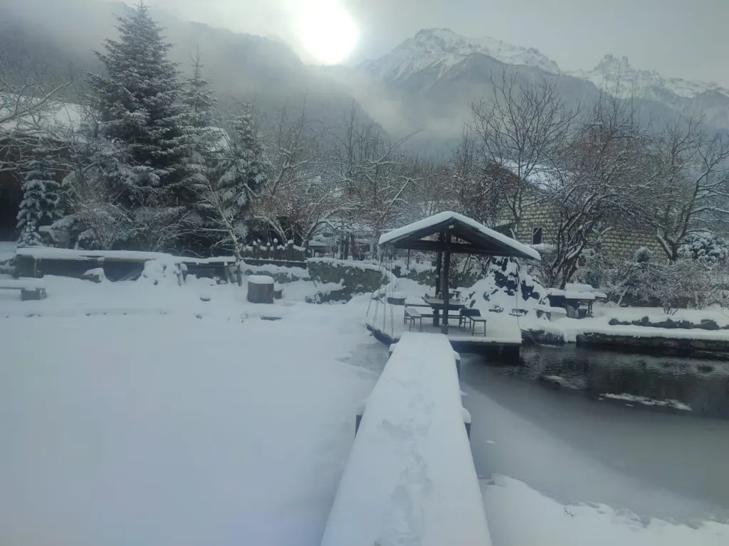 Коттедж Дом с баней и озером — Теберда