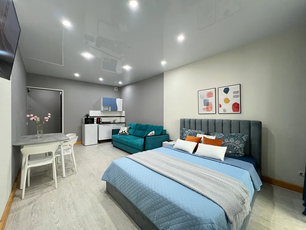 Уютная студия в центре на Смолина, не берем оплату за финальную уборку