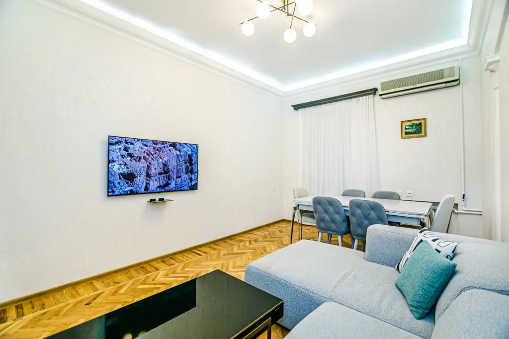 Apartment i̇n the targovu