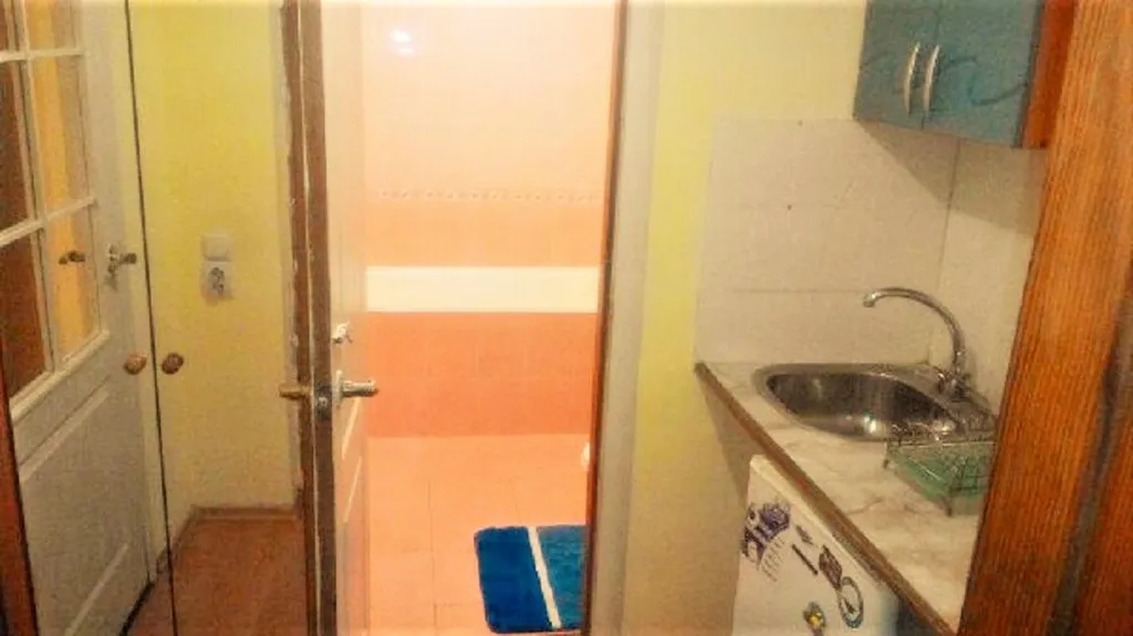 Домик в цветах