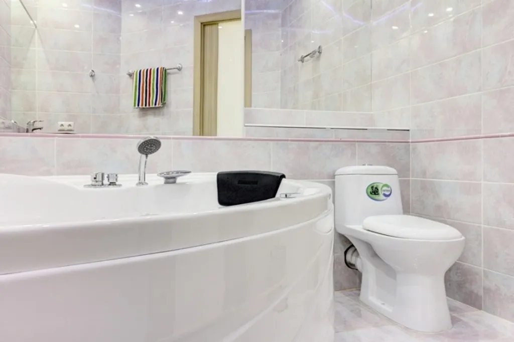 Уютные апартаменты с джакузи в центре в закрытом ЖК