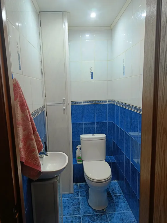 Просторная, чистая 2-х комнатная квартира.