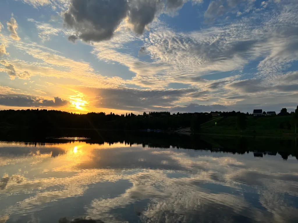 Уютный дом в лесном массиве недалеко от реки