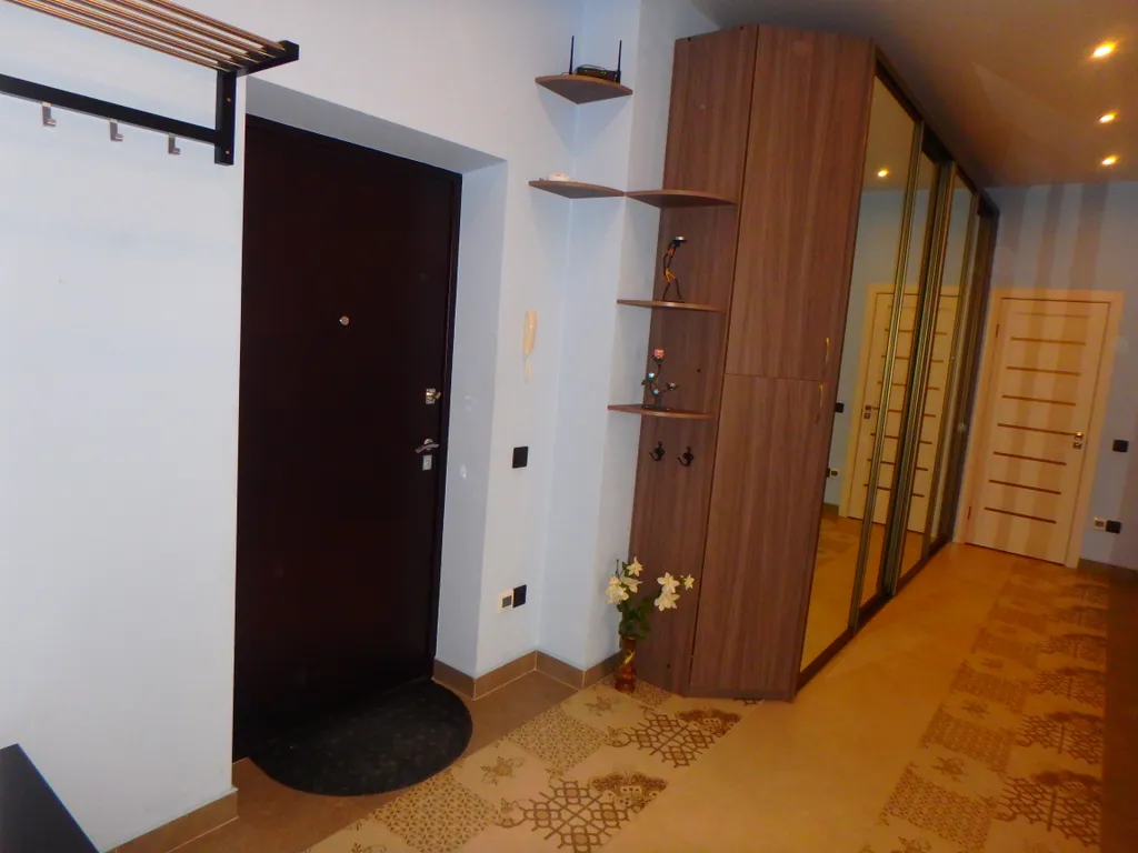 Элитная видовая 20 этаж, центр, метро площадь Ленина, аквапарк, зоопарк, тц аура