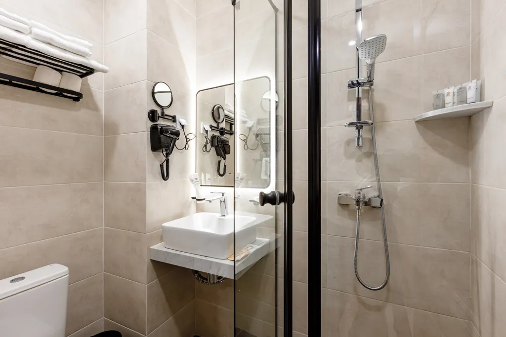 Стандарт без балкона с видом на море и дополнительным местом