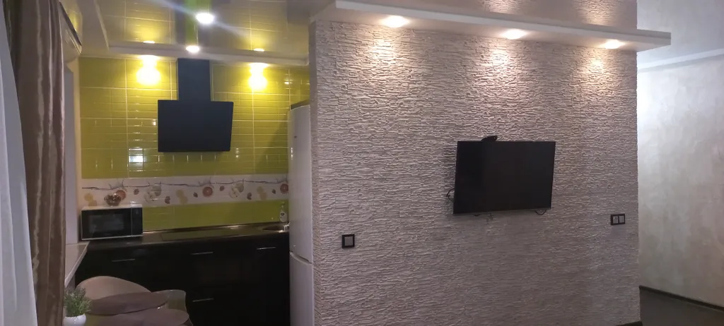 Квартира Шикарная студия в самом центре города — аренда посуточно в Саратов