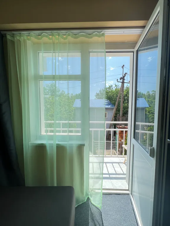 Зеленая студия на море