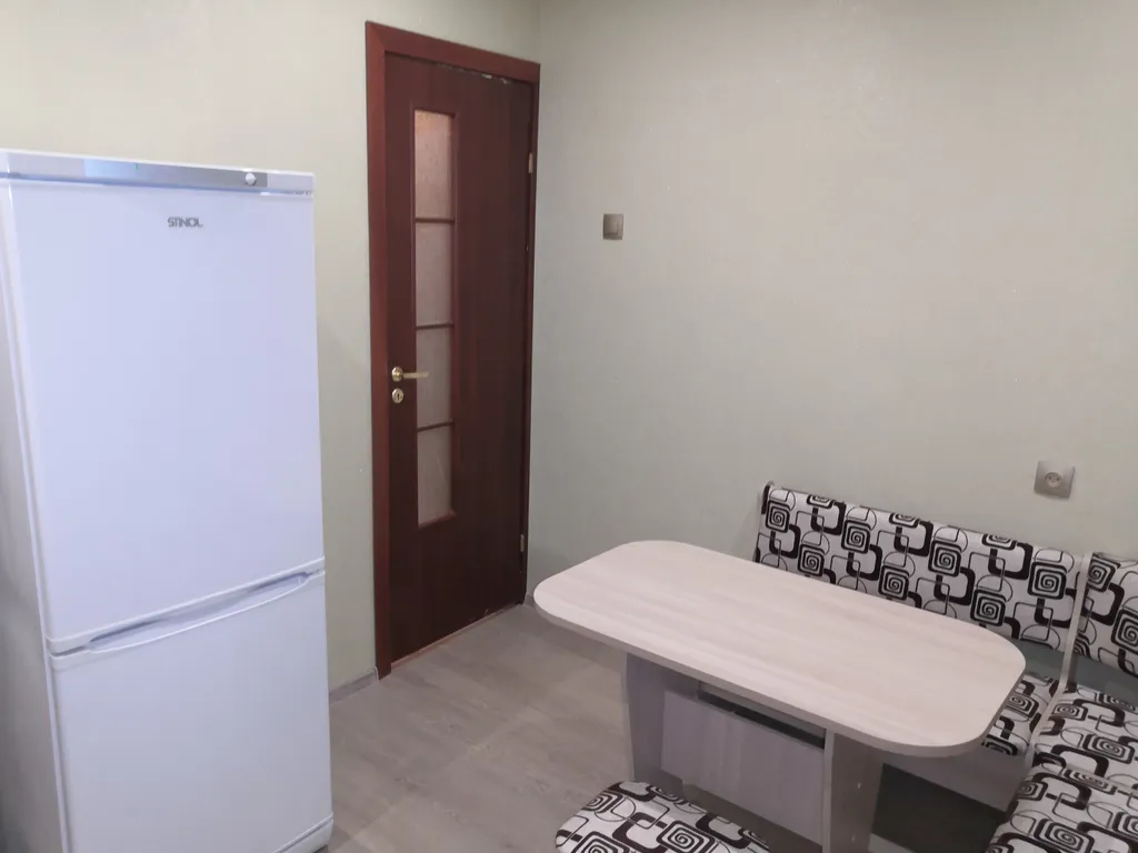 Однушка у склона