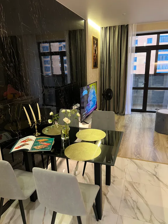 Уютная квартира с дизайнерским ремонтом рядом с метро