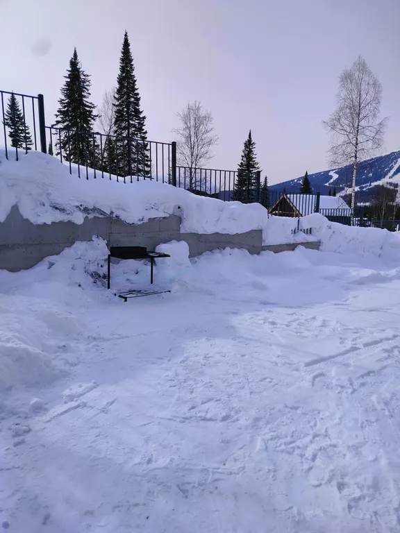 Апартаменты №4 с видом на склоны горы Зеленой