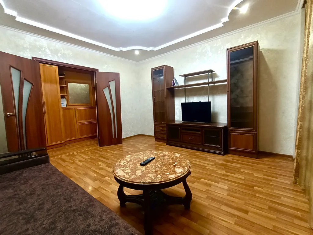 Квартира Просторная и теплая квартира в центре — Челябинск