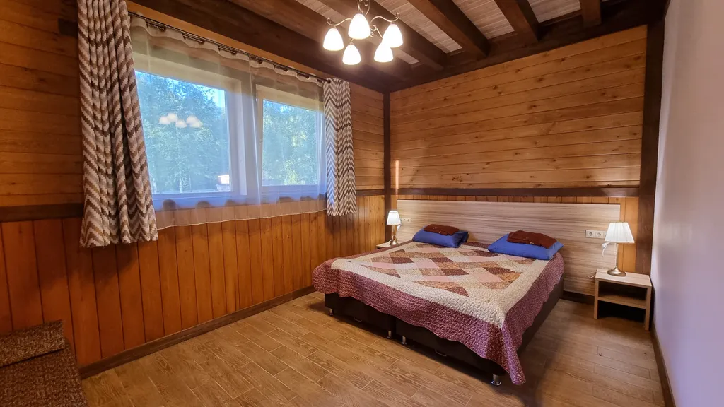 Коттедж на 12 человек В3