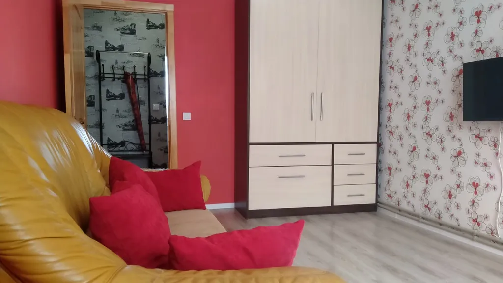 Квартира Эконом квартира, двухкомнатная — Пионерский