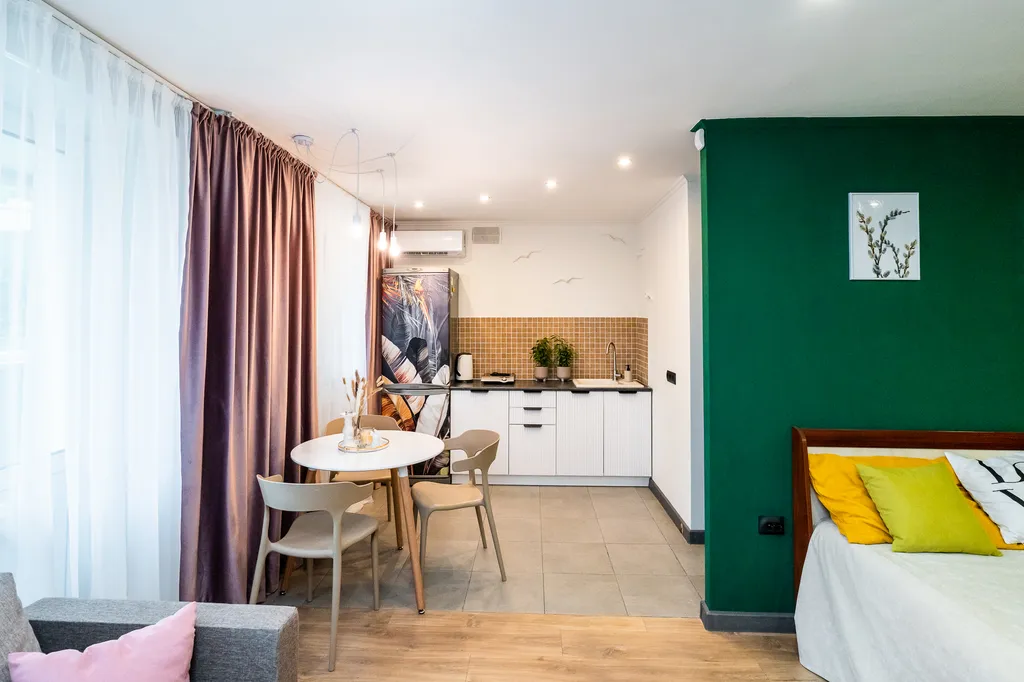 Уютная студия возле набережной в самом центре города