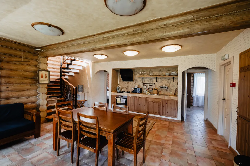 4-комнатный Дом