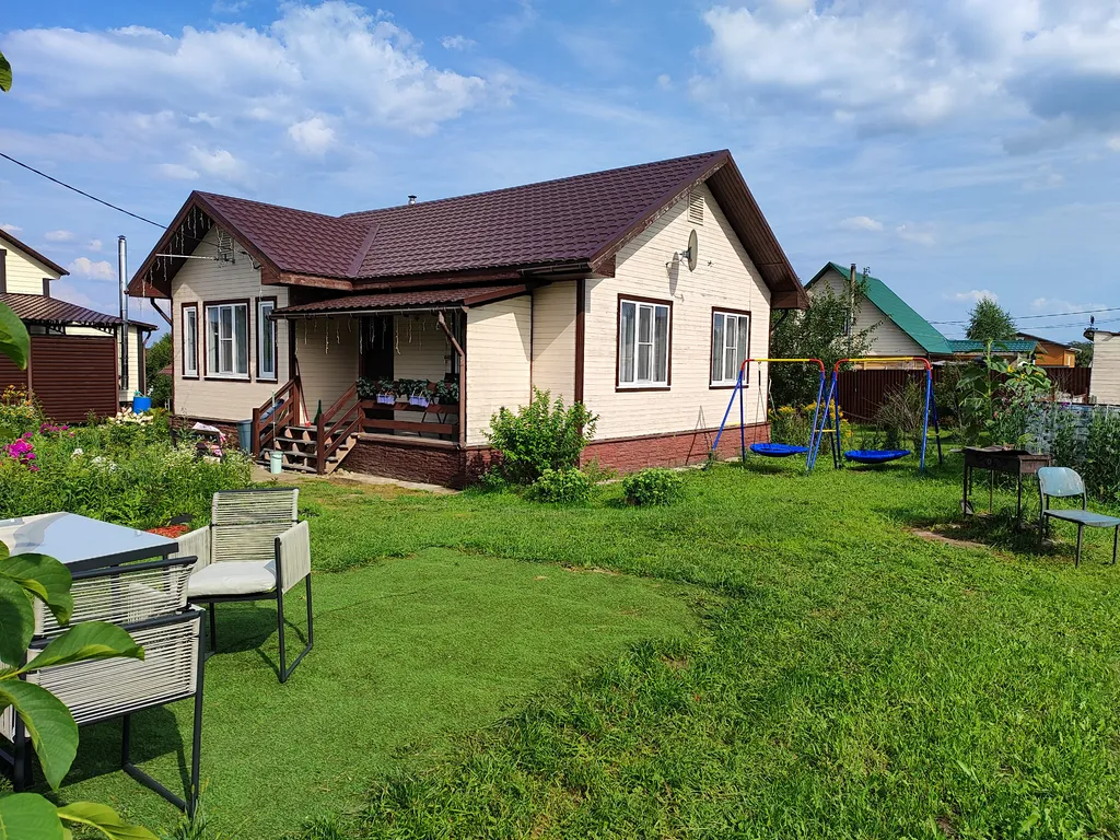 Уютный коттедж с двумя спальнями для круглогодичного проживания