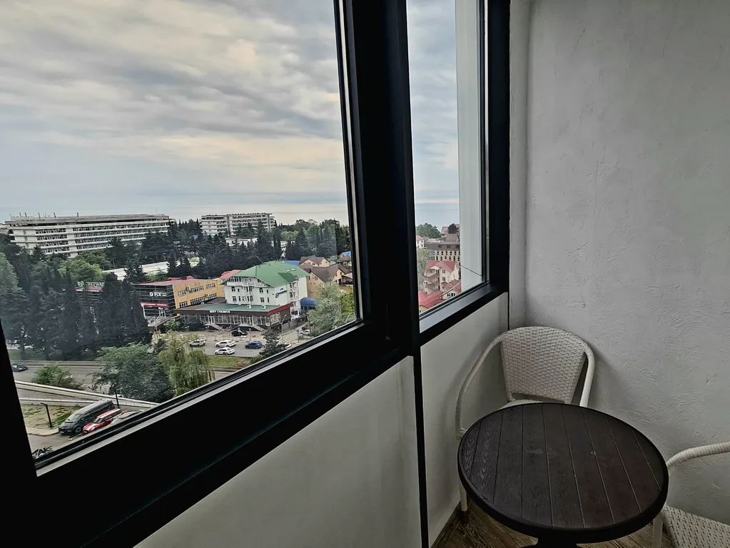 Квартира Двухкомнатная квартира с видом на море. — Адлер