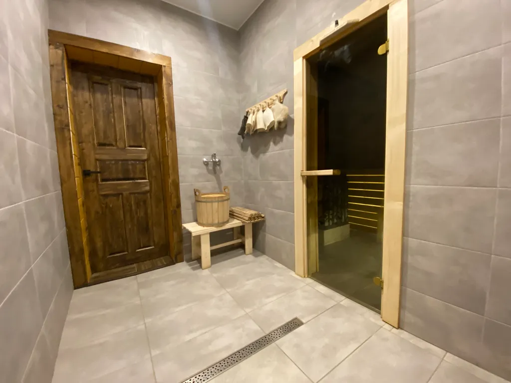 Гостевой дом с русской баней и покерным столом