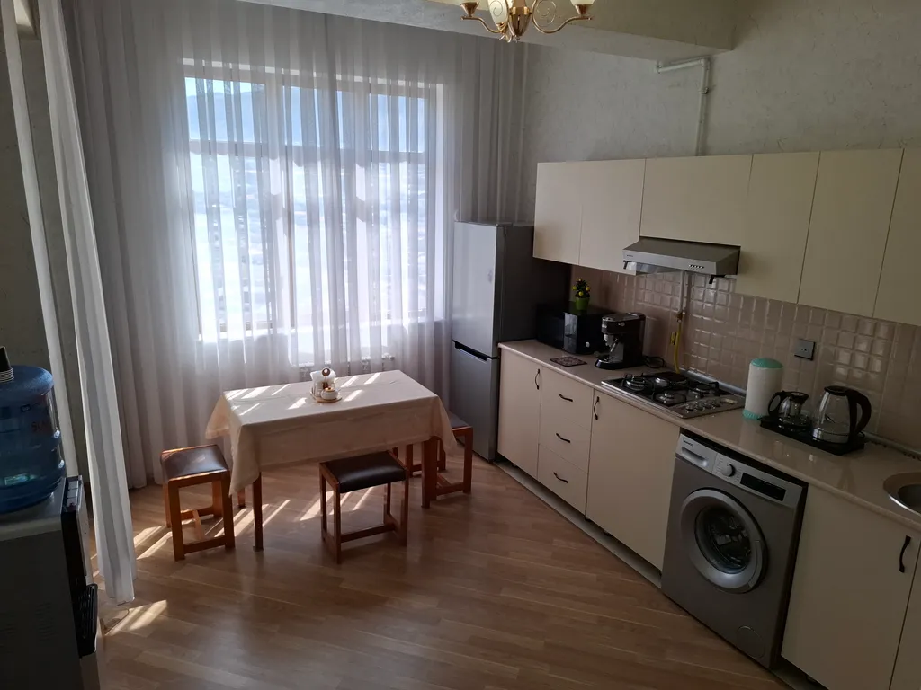 Квартира недалеко от центра на берегу Каспия