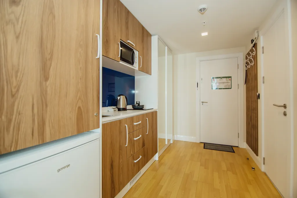 Студия с видом на море