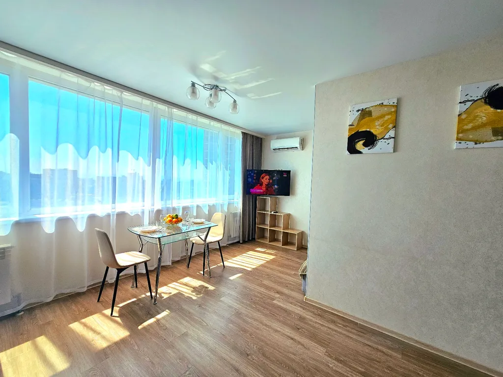 Квартира Уютная студия с видом на море в ЖК премиум класса Театральный — аренда посуточно в Владивосток