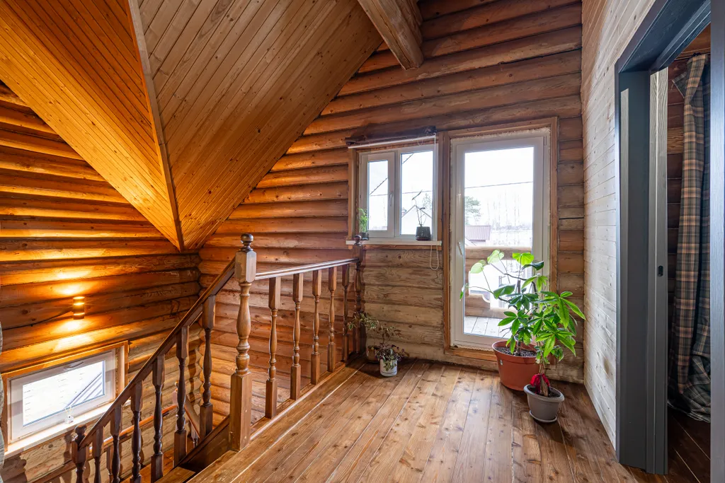 Уютный бревенчатый дом