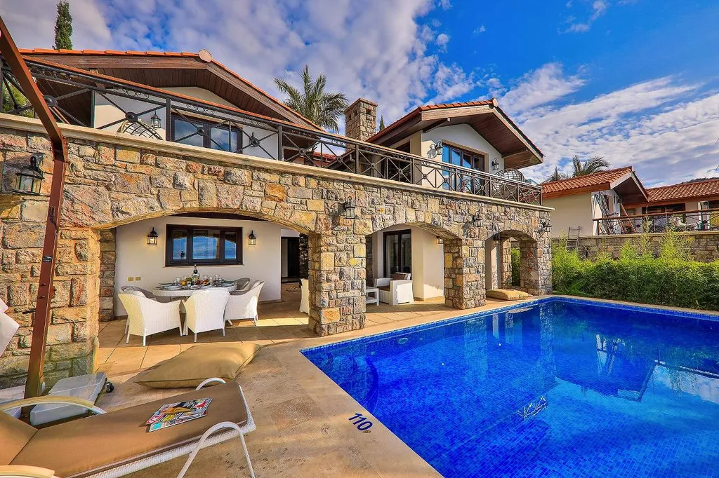 Вилла с видом на море