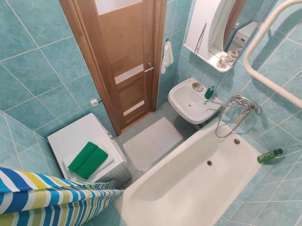 1-комнатная возле ТЦ Корона