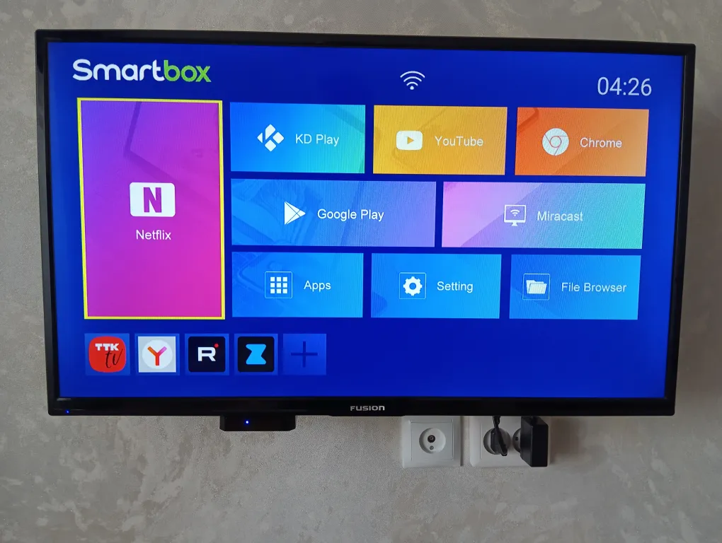 Новая большая светлая теплая квартира в новом доме в центре города