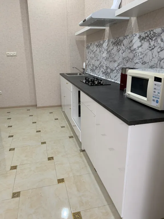 Однокомнатная просторная и светлая квартира