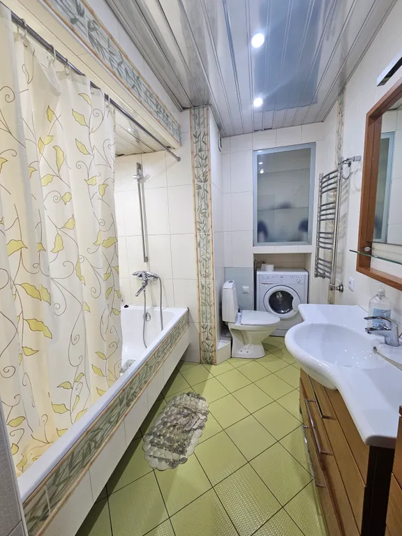 Квартира 2-комнатная Квартира — Иркутск