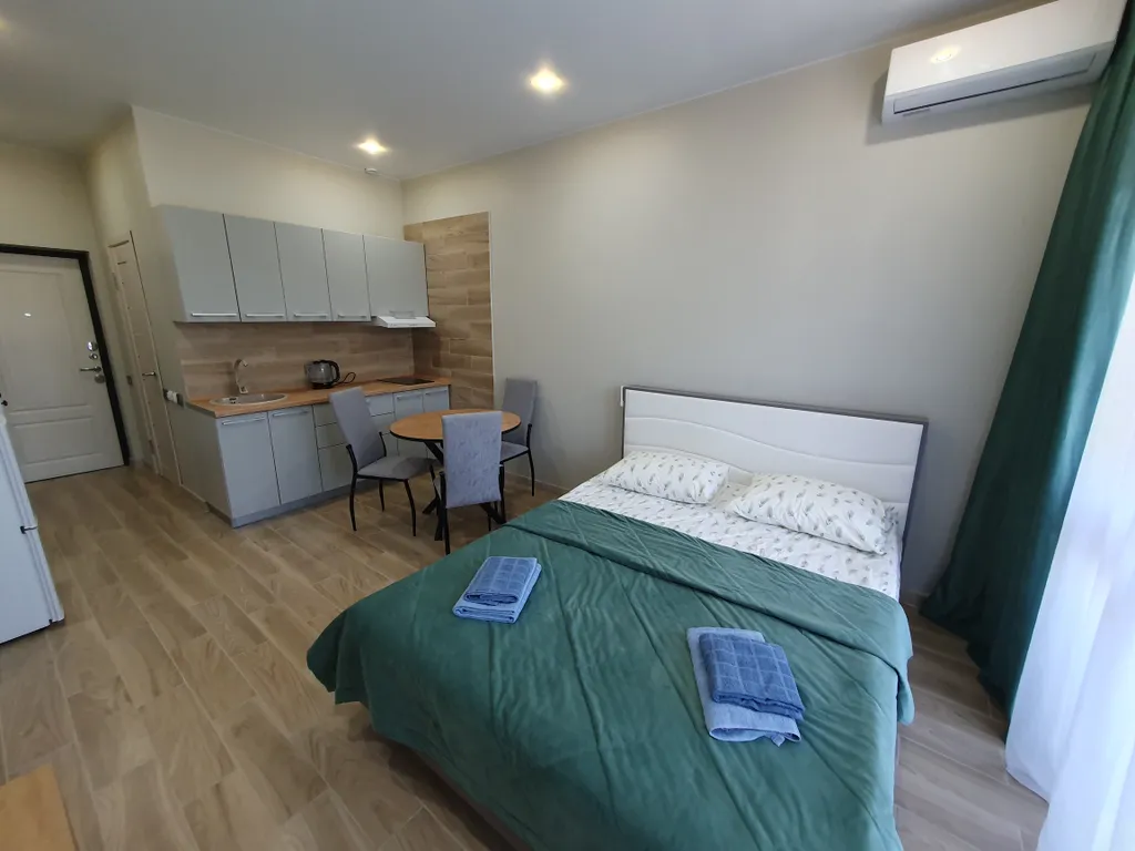 Квартира с бассейном