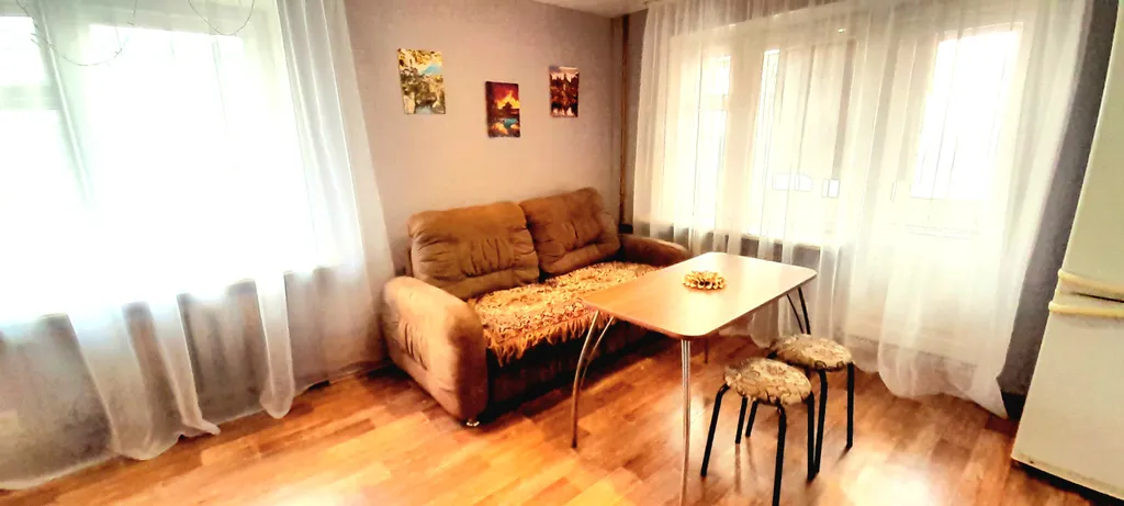 Уютная квартира в центре около жд вокзала